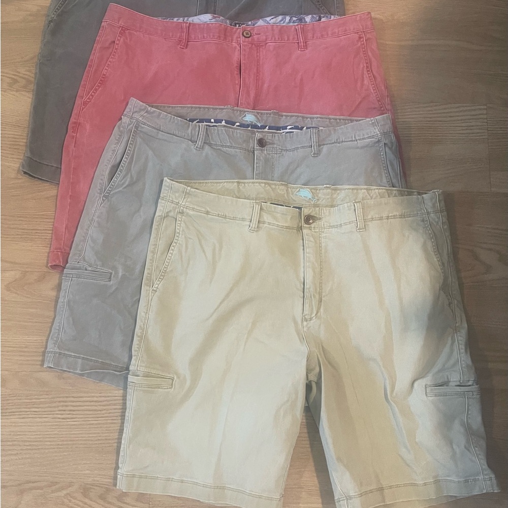Tommy Bahama Lot of 4 pairs Front flat + Cargo Shorts